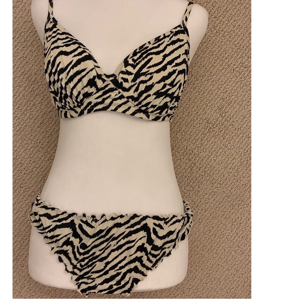 Zebra 2 Piece Bikini Underwire Top 34D Ruffle Bottom L Swimsuit Black Cream